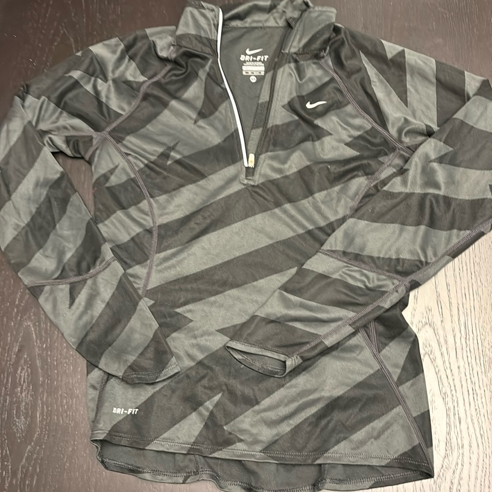Nike dri-fit quarter zip